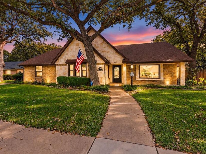 3619  Lake Pontchartrain Drive , Arlington Texas 76016