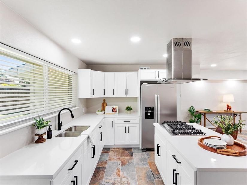1213  Fairmont Street , Irving Texas 75062