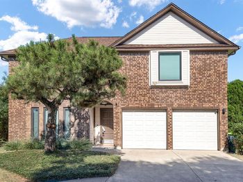 765  Eiffel Drive 