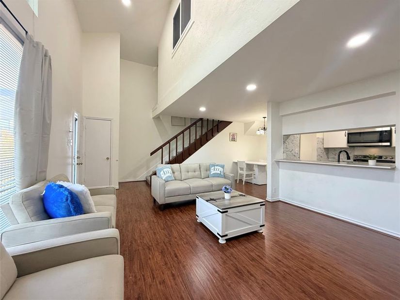 3131  Wycliff Avenue , Dallas Texas 75219