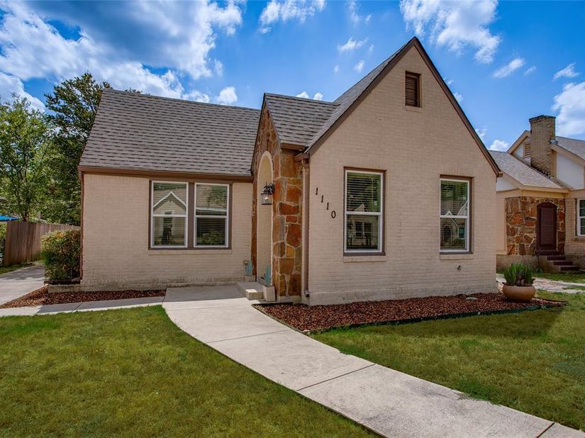 1110  Galloway Avenue , Dallas Texas 75216