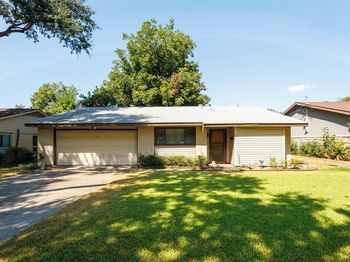 2919  Bergen Lane 