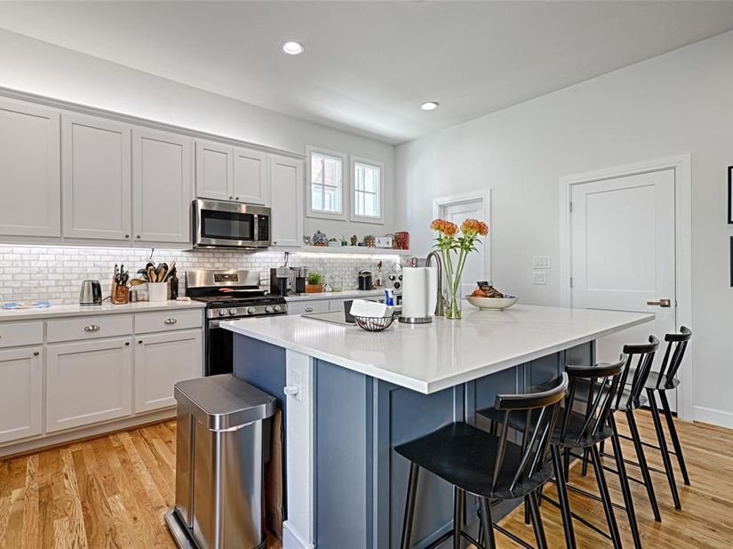5065  Gaston Avenue  102, Dallas Texas 75214
