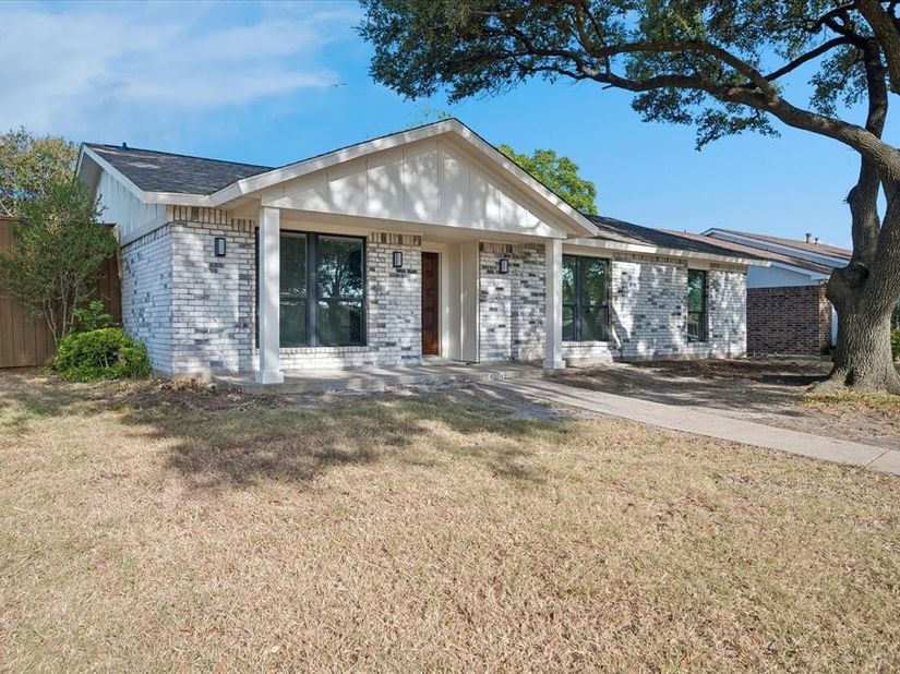 4801  Elm Ridge Lane , Garland Texas 75044