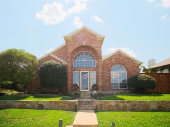 1804  Canoe Way 