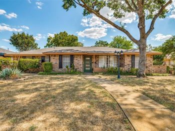 948  Briarcove Place 
