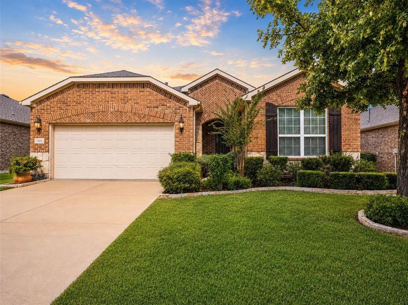 7265  Honeybee Lane , Frisco Texas 75036