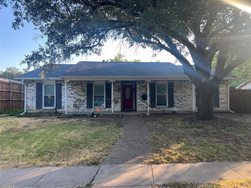 4129  Mayflower Drive , Garland Texas 75043