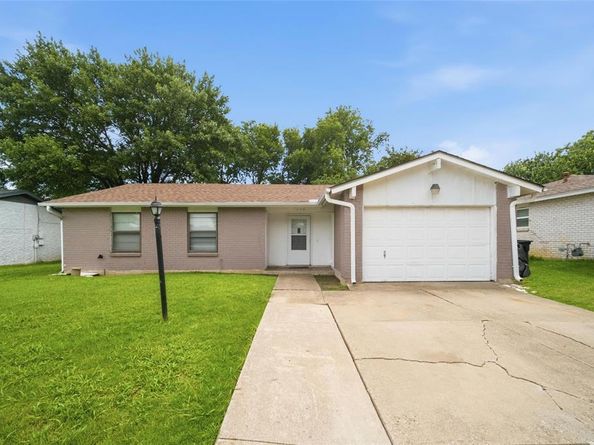 1606  Natches Drive , Arlington Texas 76014