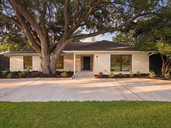 7512  Woodstone Lane , Dallas Texas 75248