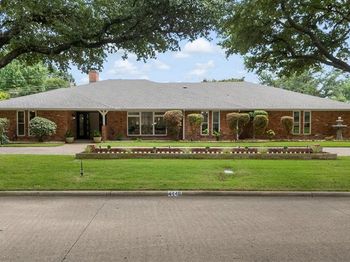 4446  Thunder Road 