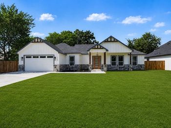 115  Dennis Drive 