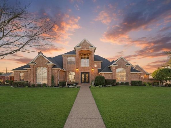 901  Walnut Falls Circle , Mansfield Texas 76063