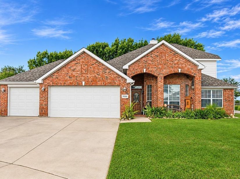 8100  Yucatan Court , Arlington Texas 76002