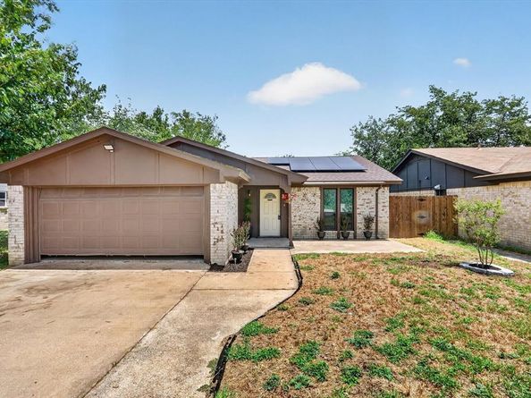 624  Hallvale Drive , White Settlement Texas 76108