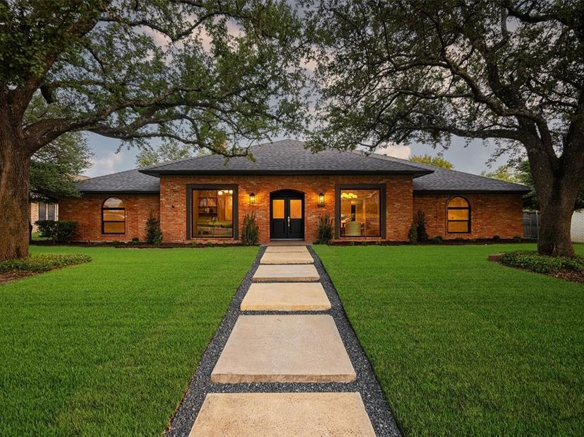 7606  Dunoon Avenue , Dallas Texas 75248