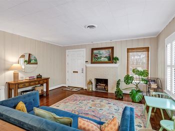 4032  Dexter Avenue 
