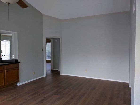 3101  Townbluff Drive  623, Plano Texas 75075