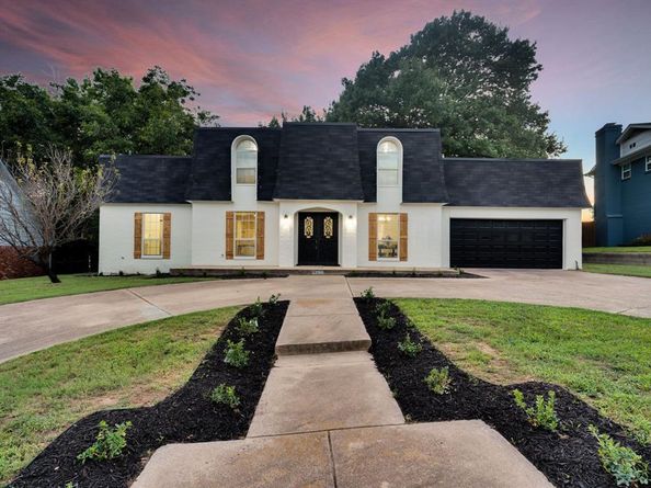 4220  Dawn Drive , Benbrook Texas 76116