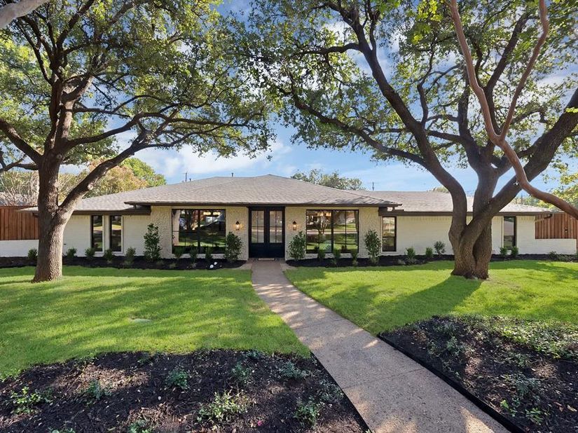 4310  Boca Bay Drive , Dallas Texas 75244