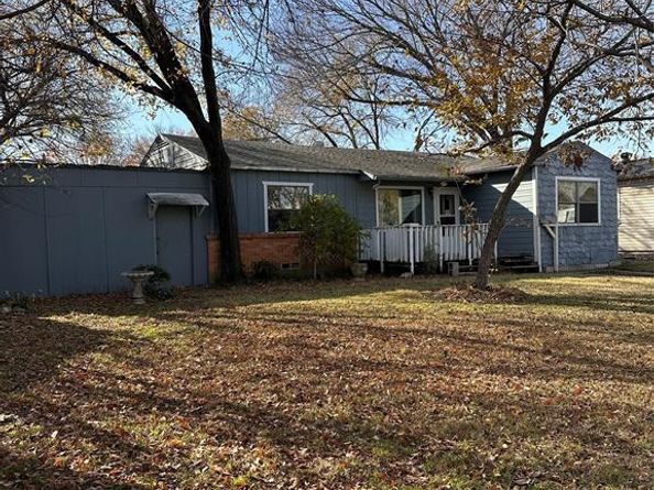 426  Goodyear Street , Irving Texas 75062