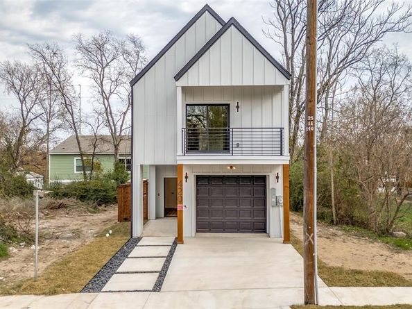420  Sparks Street , Dallas Texas 75203