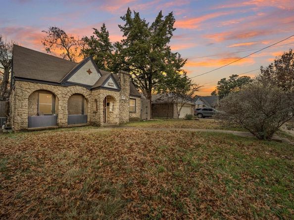 1606  Lansford Avenue , Dallas Texas 75224