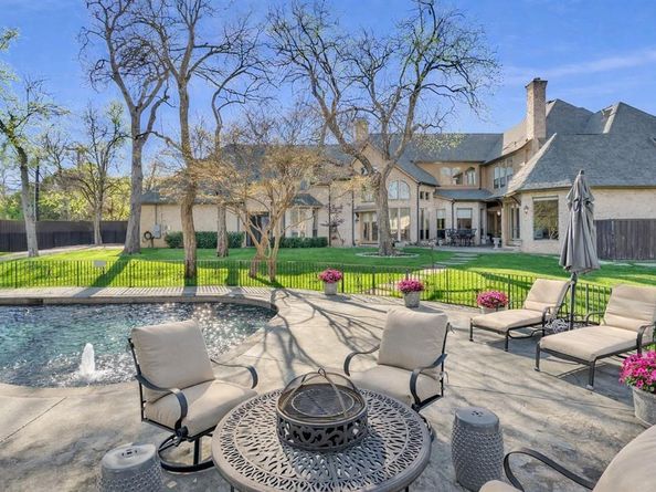 6262  Turner Way , Dallas Texas 75230