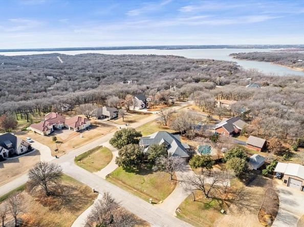 900  Amethyst Drive , Oak Point Texas 75068