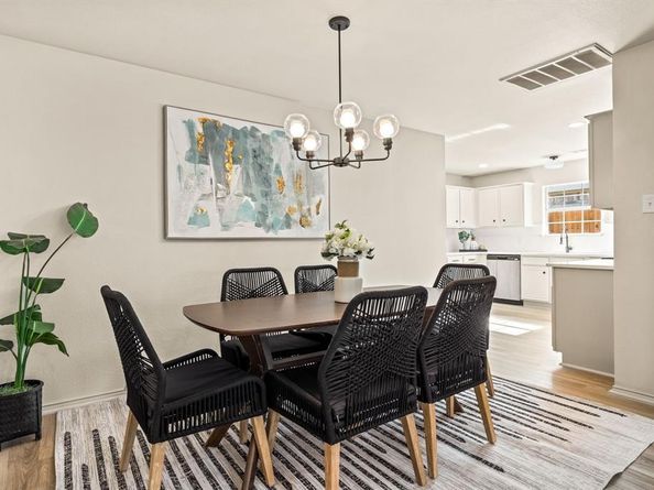 274 S St Augustine Drive , Dallas Texas 75217