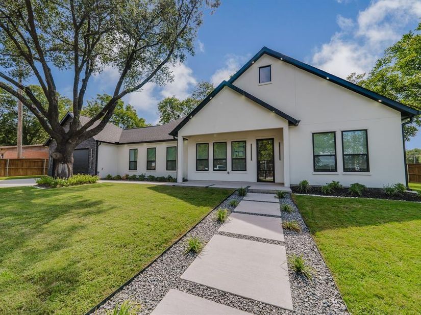 9842  Webb Chapel Road , Dallas Texas 75220