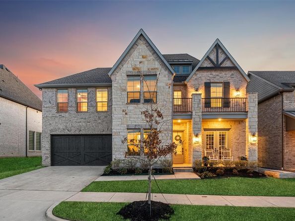 2560  Hampstead Lane , Carrollton Texas 75010