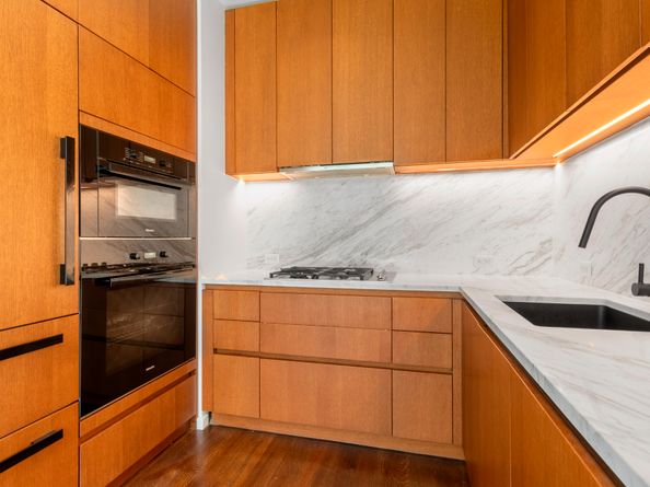 570 Broome Street 6B, New York NY 10013