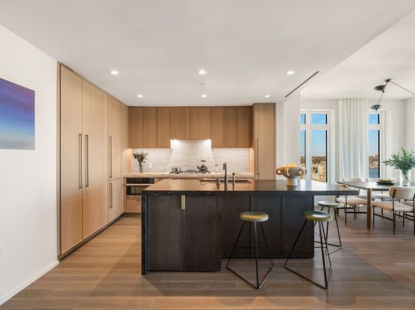 543 West 122nd Street 23A, New York NY 10027