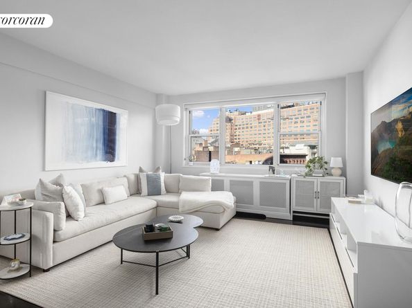 2 Horatio Street 7R, New York NY 10014