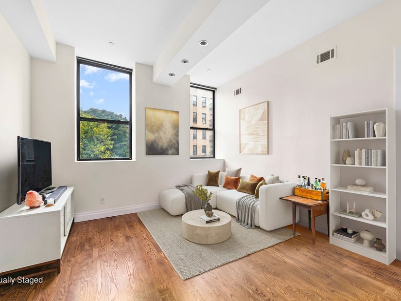 198 Roebling Street 3A, Brooklyn NY 11211