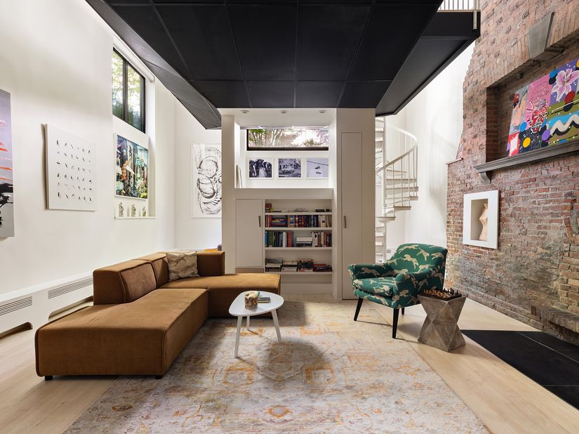 131 West 11th Street 2, New York NY 10011
