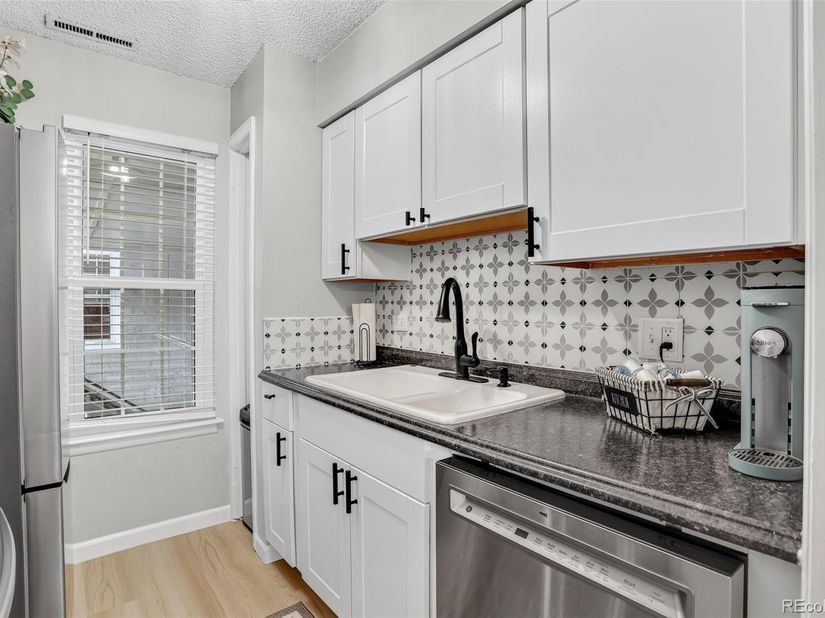 7110 S Gaylord Street P8, Centennial CO 80122