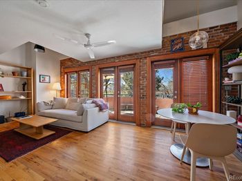 3249 W Fairview Place