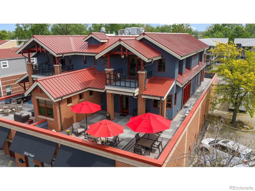 2034 Pearl Street 200, Boulder CO 80302