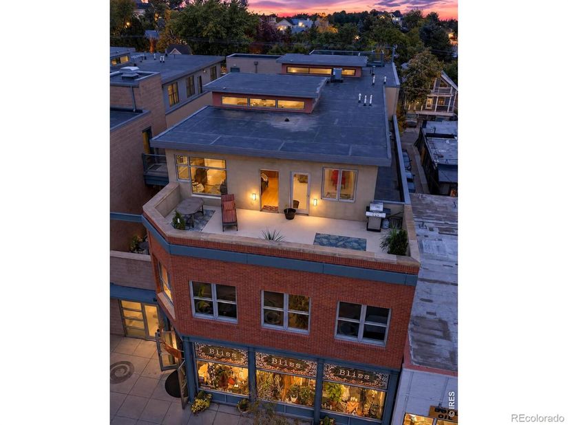 1637 Pearl Street 302, Boulder CO 80302