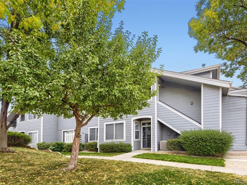 8500 E Jefferson Avenue 18B, Denver CO 80237
