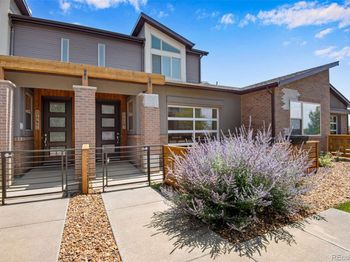 19570 E Sunset Circle