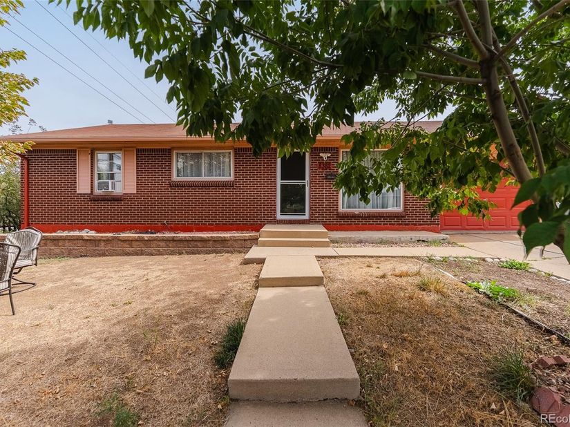 8382 Navajo Street, Denver CO 80221