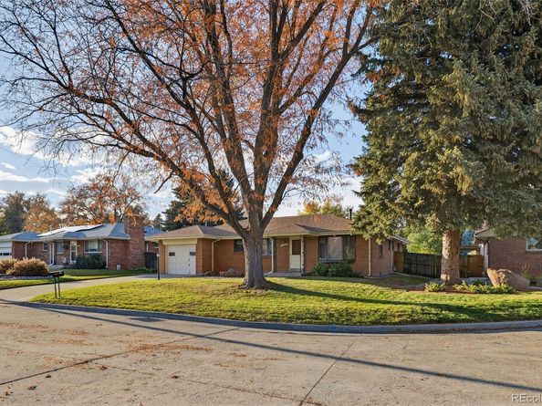 2555 Lewis Court, Lakewood CO 80215