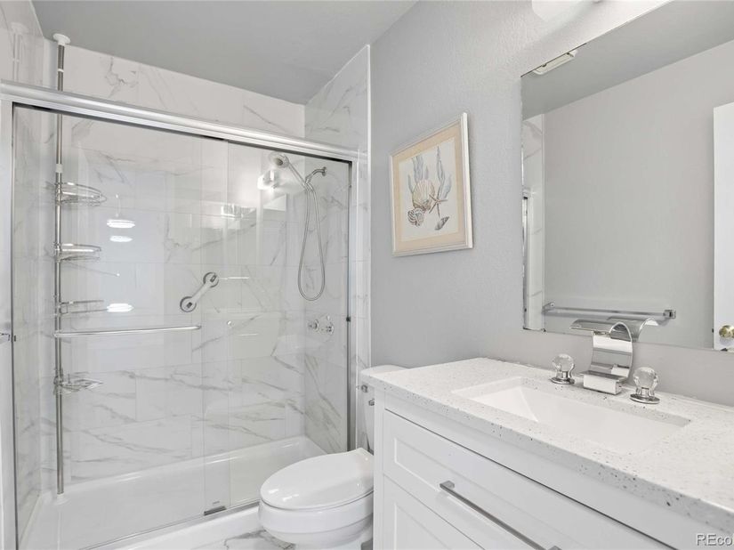225 E 8th Avenue F6, Longmont CO 80504