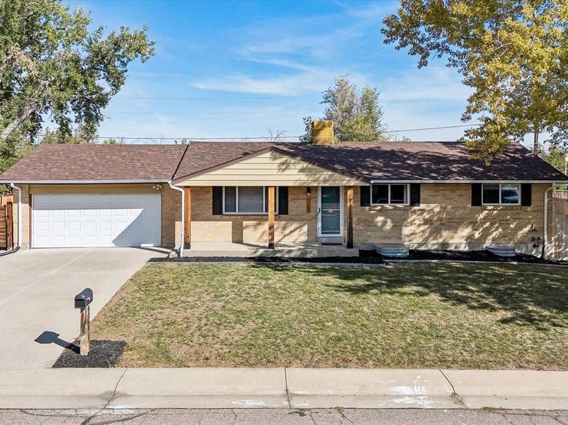6260 Chase Street, Arvada CO 80003
