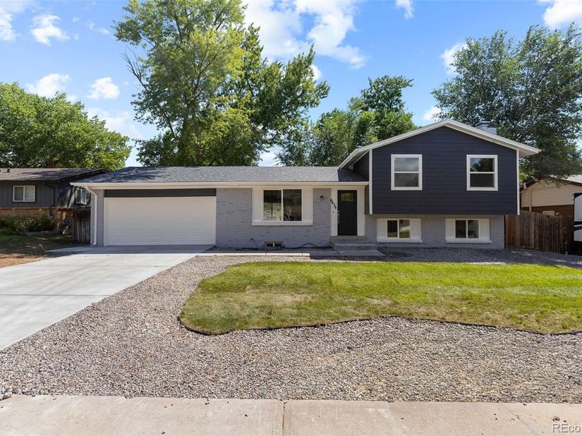 6438 S Harlan Way, Littleton CO 80123