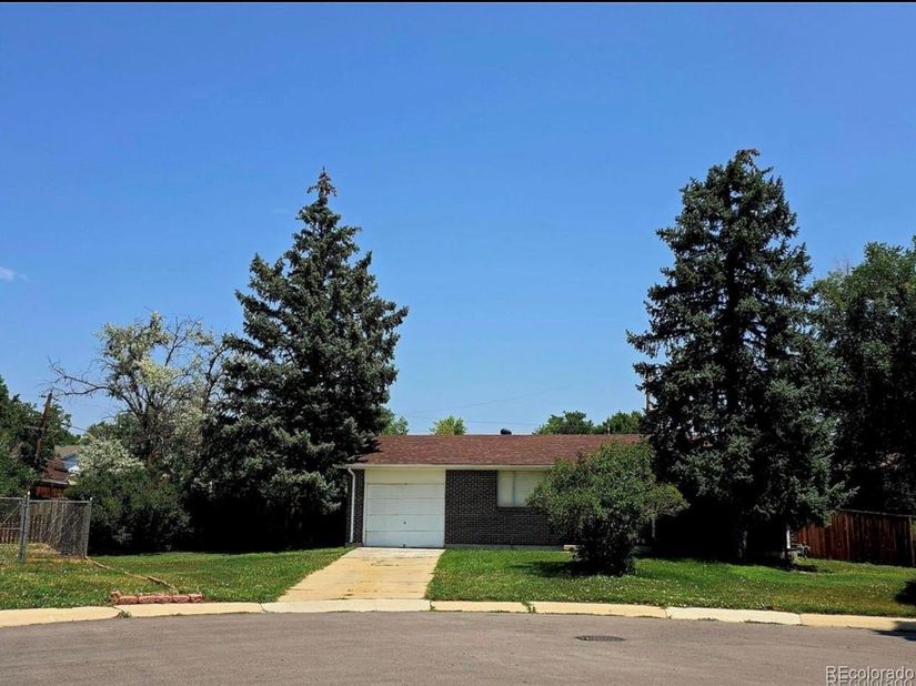7620 Acoma Court, Denver CO 80221
