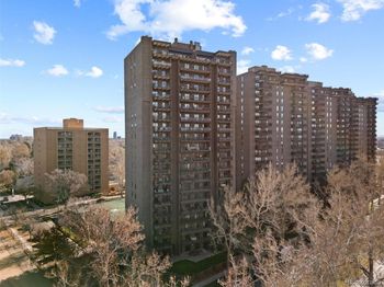 420 S Marion Parkway